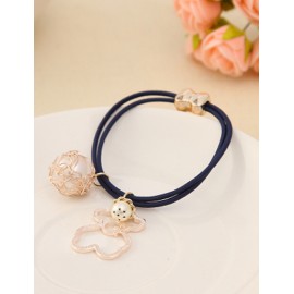 Endearing Bear Shape Pearl Trim Hair Tie